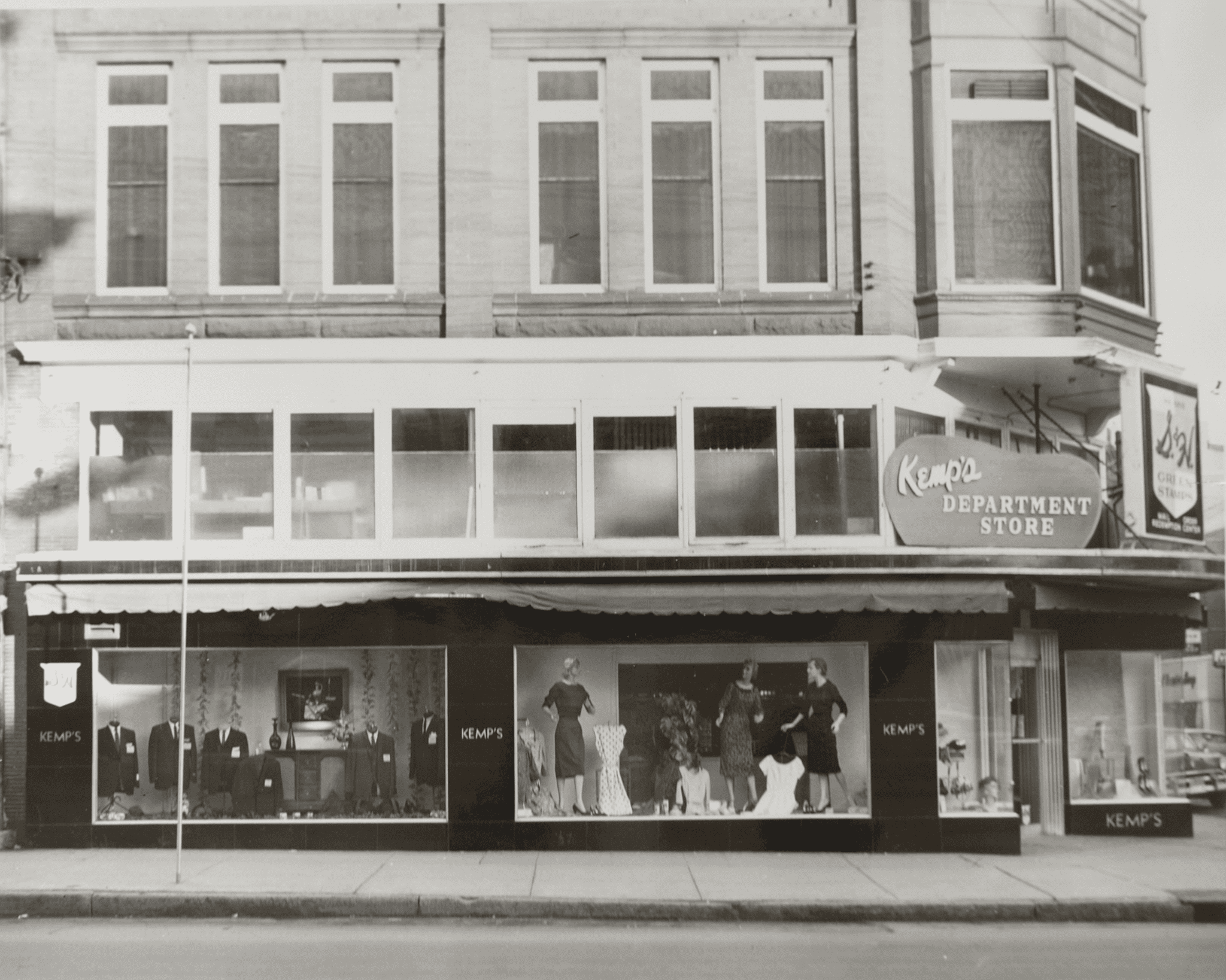 Stitches III: Fashion - Heritage Frederick – The Historical Society of ...